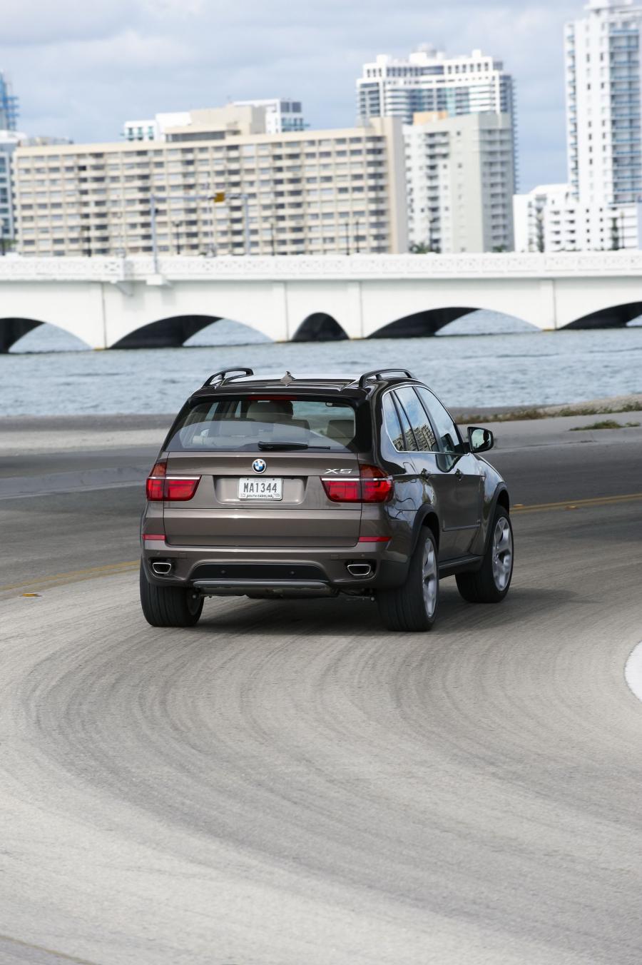  BMW X5 2011 года  (фото 119 из 190)